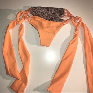 Acacia Anini Bottoms in Loquat